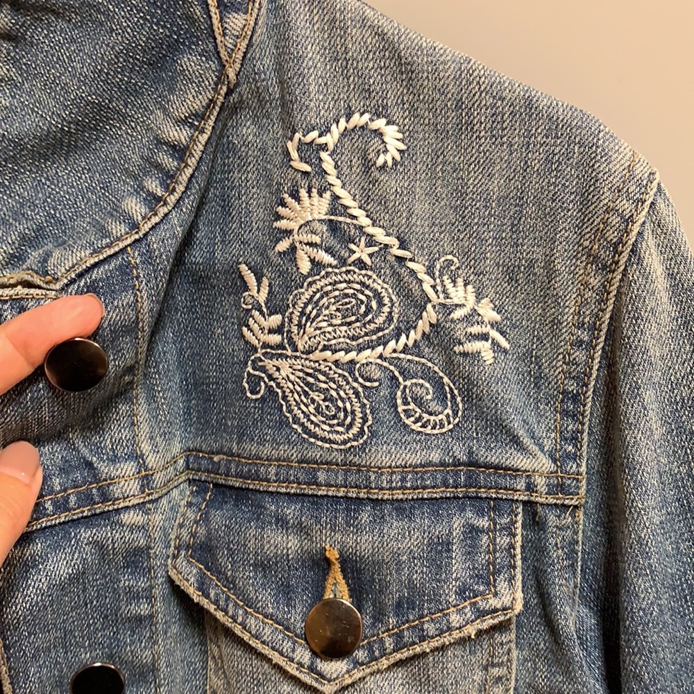 Jean jacket - Picture 3 of 5
